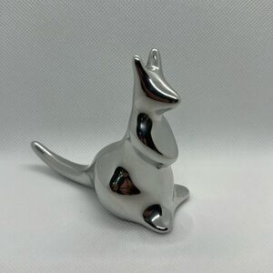 Rare Hoselton Aluminum KANGAROO Figurine 3 1/4" Canada